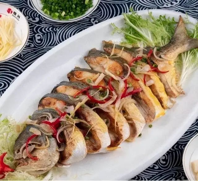 恒兴集团推出的金鲳鱼预制菜品 图片